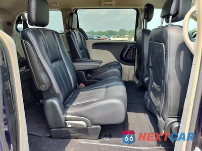 Zdjęcie 11 z 13 samochodu: 2014 CHRYSLER TOWN & COUNTRY TOURING VIN:2C4RC1BG6ER400429 - miniatura