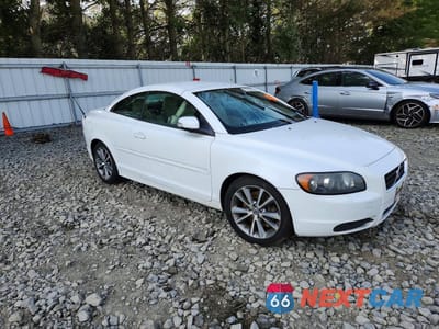 Czwarte zdjęcie samochodu z boku: 2010 VOLVO C70 T5 VIN:YV1672MC7AJ092087 - miniatura