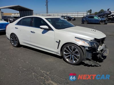 Czwarte zdjęcie samochodu z boku: 2016 CADILLAC CTS-V VIN:1G6A15S63G0169281 - miniatura