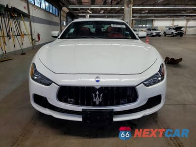 Piąte zdjęcie samochodu w środku: 2014 MASERATI GHIBLI S VIN:ZAM57RTA3E1097878 - miniatura