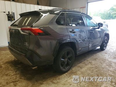 Trzecie zdjęcie samochodu z tyłu: 2020 TOYOTA RAV4 XSE VIN:4T3EWRFV9LU001403 - miniatura