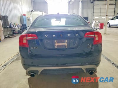 Zdjęcie 6 z 12 samochodu: 2018 VOLVO S60 DYNAMIC VIN:YV140MTL0J2455932 - miniatura