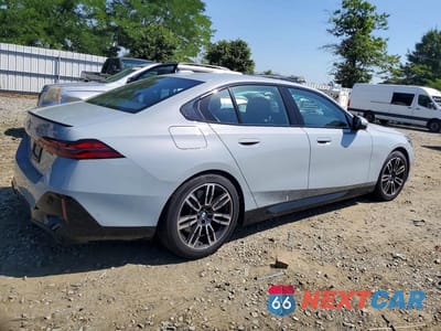 Trzecie zdjęcie samochodu z tyłu: 2025 BMW 540 XI VIN:WBA63FJ0XSCU07759 - miniatura