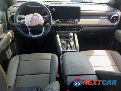 Zdjęcie 8 z 12 samochodu: 2024 CHEVROLET COLORADO ZR2 VIN:1GCPTFEK0R1216215 - miniatura