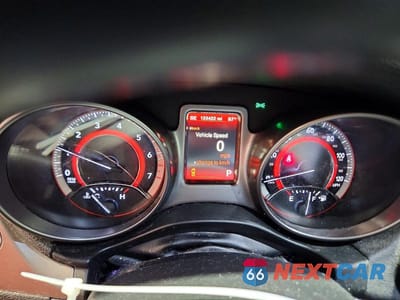 Zdjęcie 9 z 13 samochodu: 2020 DODGE JOURNEY CROSSROAD VIN:3C4PDCGB6LT263919 - miniatura