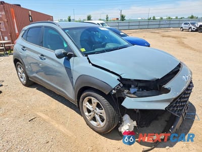 Czwarte zdjęcie samochodu z boku: 2022 HYUNDAI KONA SEL VIN:KM8K6CAB6NU857024 - miniatura