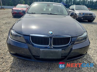 Piąte zdjęcie samochodu w środku: 2006 BMW 325 I VIN:WBAVB13536KR59769 - miniatura