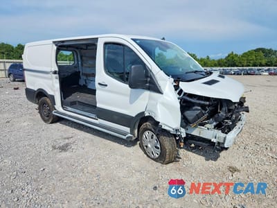 Czwarte zdjęcie samochodu z boku: 2025 FORD TRANSIT T-250 VIN:1FTBR1Y81SKA87350 - miniatura