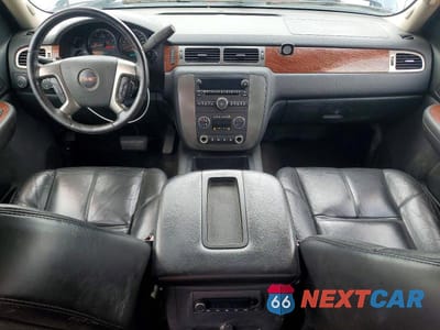 Zdjęcie 8 z 12 samochodu: 2007 GMC NEW SIERRA K1500 VIN:2GTEK13MX71561809 - miniatura