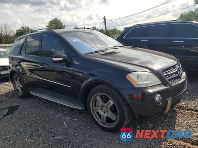 Czwarte zdjęcie samochodu z boku: 2008 MERCEDES-BENZ ML 63 AMG VIN:4JGBB77E48A387814 - miniatura