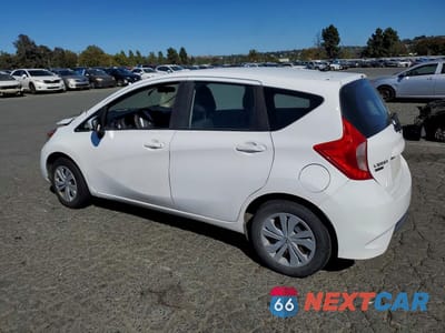 Drugie zdjęcie samochodu z przodu: 2018 NISSAN VERSA NOTE S VIN:3N1CE2CP4JL366165 - miniatura
