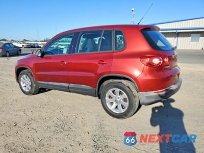 Drugie zdjęcie samochodu z przodu: 2010 VOLKSWAGEN TIGUAN S/SE/SEL VIN:WVGAV7AX4AW000474 - miniatura