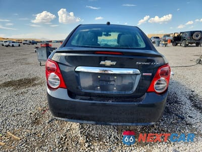 Zdjęcie 6 z 13 samochodu: 2015 CHEVROLET SONIC LTZ VIN:1G1JE5SB0F4106556 - miniatura