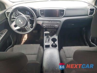 Zdjęcie 8 z 13 samochodu: 2020 KIA SPORTAGE LX VIN:KNDPMCAC9L7703489 - miniatura