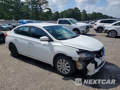Czwarte zdjęcie samochodu z boku: 2017 NISSAN SENTRA S VIN:3N1AB7AP1HY312982 - miniatura