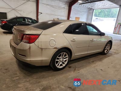 Trzecie zdjęcie samochodu z tyłu: 2015 CHEVROLET MALIBU 1LT VIN:1G11C5SL9FF273890 - miniatura