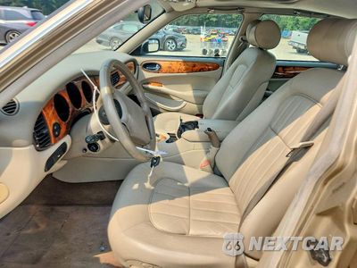 Zdjęcie 7 z 12 samochodu: 1998 JAGUAR XJ8 VIN:SAJHX1244WC841025 - miniatura