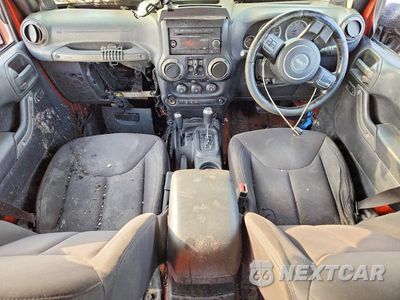 Zdjęcie 8 z 13 samochodu: 2014 JEEP WRANGLER UNLIMITED SPORT VIN:1C4BJWKG0EL257037 - miniatura