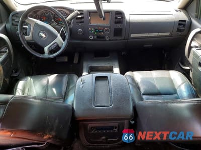 Zdjęcie 8 z 12 samochodu: 2010 CHEVROLET SILVERADO K2500 HEAVY DUTY LT VIN:1GC4KXB62AF120239 - miniatura