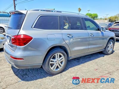 Trzecie zdjęcie samochodu z tyłu: 2014 MERCEDES-BENZ GL 350 BLUETEC VIN:4JGDF2EE1EA384738 - miniatura