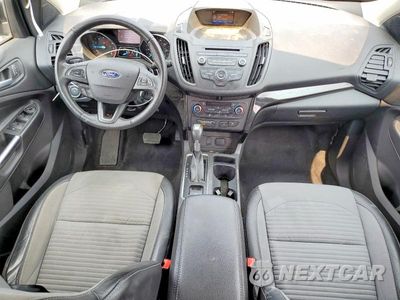 Zdjęcie 8 z 12 samochodu: 2018 FORD ESCAPE SE VIN:1FMCU9GD4JUD17199 - miniatura