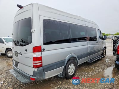 Trzecie zdjęcie samochodu z tyłu: 2016 MERCEDES-BENZ SPRINTER 2500 VIN:8BRPE8DD6GE122031 - miniatura