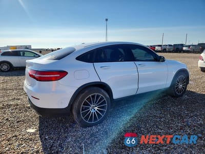 Trzecie zdjęcie samochodu z tyłu: 2018 MERCEDES-BENZ GLC COUPE 300 4MATIC VIN:WDC0J4KBXJF431389 - miniatura