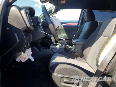 Zdjęcie 7 z 12 samochodu: 2022 TOYOTA TACOMA TRD OFF-ROAD VIN:3TMCZ5AN8NM507808 - miniatura