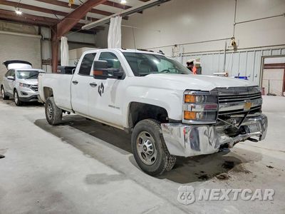 Czwarte zdjęcie samochodu z boku: 2017 CHEVROLET SILVERADO K2500 HEAVY DUTY VIN:1GC2KUEG2HZ400746 - miniatura