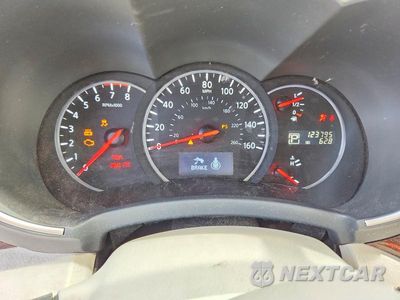 Zdjęcie 9 z 13 samochodu: 2017 NISSAN QUEST SV VIN:JN8AE2KP4H9166612 - miniatura