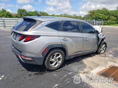 Trzecie zdjęcie samochodu z tyłu: 2022 HYUNDAI TUCSON SE VIN:5NMJA3AE6NH020418 - miniatura