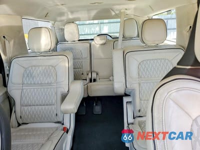 Zdjęcie 10 z 13 samochodu: 2018 LINCOLN NAVIGATOR L BLACK LABEL VIN:5LMJJ3TT2JEL09099 - miniatura
