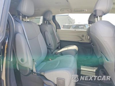 Zdjęcie 10 z 12 samochodu: 2021 TOYOTA SIENNA LIMITED 7-PASSENGER VIN:5TDZRKEC0MS017265 - miniatura