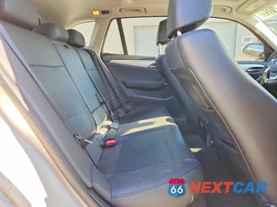 Zdjęcie 10 z 13 samochodu: 2015 BMW X1 SDRIVE28I VIN:WBAVM1C5XFV316201 - miniatura
