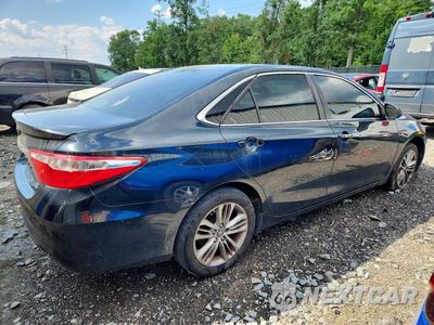 Trzecie zdjęcie samochodu z tyłu: 2017 TOYOTA CAMRY SE VIN:4T1BF1FKXHU327480 - miniatura