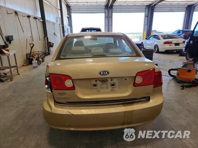 Zdjęcie 6 z 13 samochodu: 2008 KIA OPTIMA LX VIN:KNAGE123X85195551 - miniatura