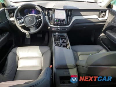 Zdjęcie 8 z 13 samochodu: 2025 VOLVO XC60 PLUS VIN:YV4M12RC8S1182659 - miniatura