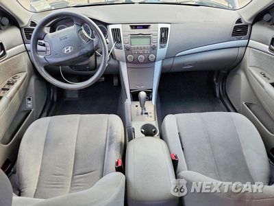 Zdjęcie 8 z 12 samochodu: 2009 HYUNDAI SONATA GLS VIN:5NPET46C99H564235 - miniatura