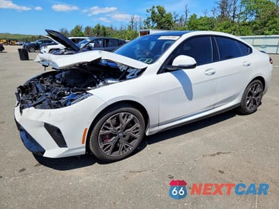 2025 BMW 228XI WBA23GG07S7T33057 - główne zdjęcie licytacji z USA - miniatura