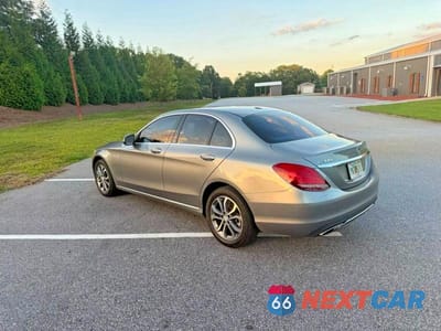 Trzecie zdjęcie samochodu z tyłu: 2015 MERCEDES-BENZ C 300 4MATIC VIN:55SWF4KB6FU028263 - miniatura