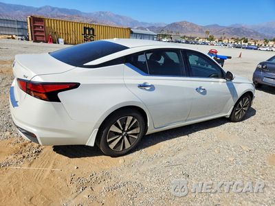 Trzecie zdjęcie samochodu z tyłu: 2020 NISSAN ALTIMA SV VIN:1N4BL4DV4LC269009 - miniatura