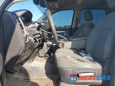 Zdjęcie 7 z 12 samochodu: 2016 RAM 2500 SLT VIN:3C6UR5JL8GG336005 - miniatura