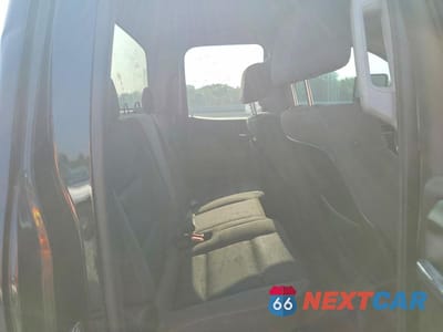 Zdjęcie 10 z 12 samochodu: 2015 GMC SIERRA K2500 SLE VIN:1GT22YEG9FZ527031 - miniatura