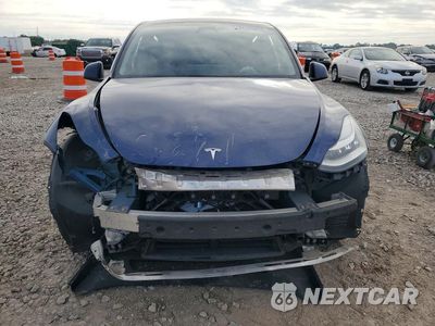 Piąte zdjęcie samochodu w środku: 2023 TESLA MODEL Y VIN:7SAYGDEE4PA135861 - miniatura