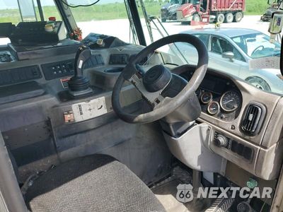 Zdjęcie 8 z 12 samochodu: 2019 PETERBILT 520 REFUSE TRUCK VIN:3BPDLJ0X1KF103041 - miniatura