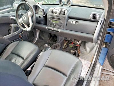 Zdjęcie 8 z 12 samochodu: 2008 SMART FORTWO PURE VIN:WMEEJ31X78K181034 - miniatura
