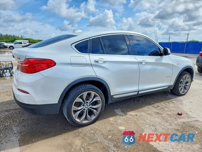 Trzecie zdjęcie samochodu z tyłu: 2018 BMW X4 XDRIVE28I VIN:5UXXW3C57J0Y66512 - miniatura
