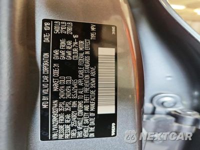 Zdjęcie 13 z 13 samochodu: 2019 VOLVO XC60 T6 R-DESIGN VIN:LYVA22RM5KB274414 - miniatura