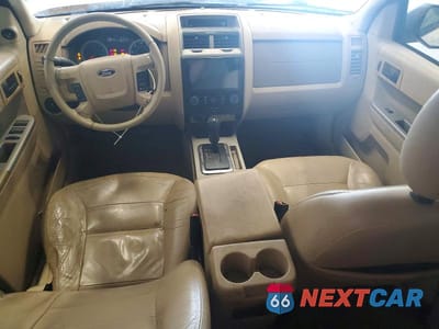 Zdjęcie 8 z 13 samochodu: 2012 FORD ESCAPE XLT VIN:1FMCU9D72CKC56237 - miniatura
