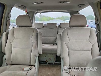 Zdjęcie 10 z 13 samochodu: 2005 HONDA ODYSSEY EX VIN:5FNRL38485B421626 - miniatura